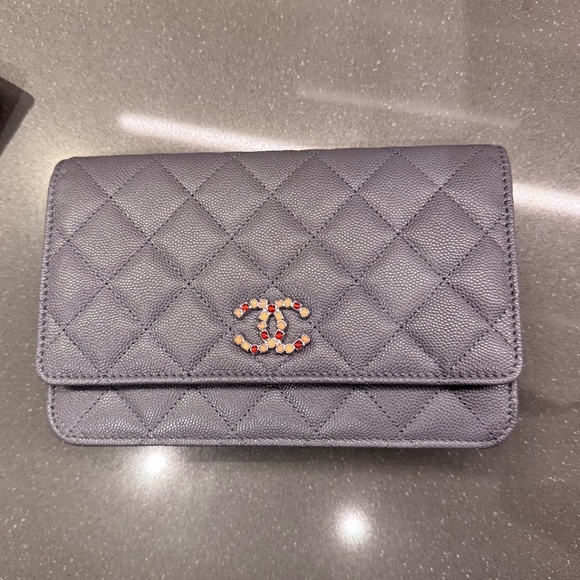 Chanel WOC - Picture 1 of 9